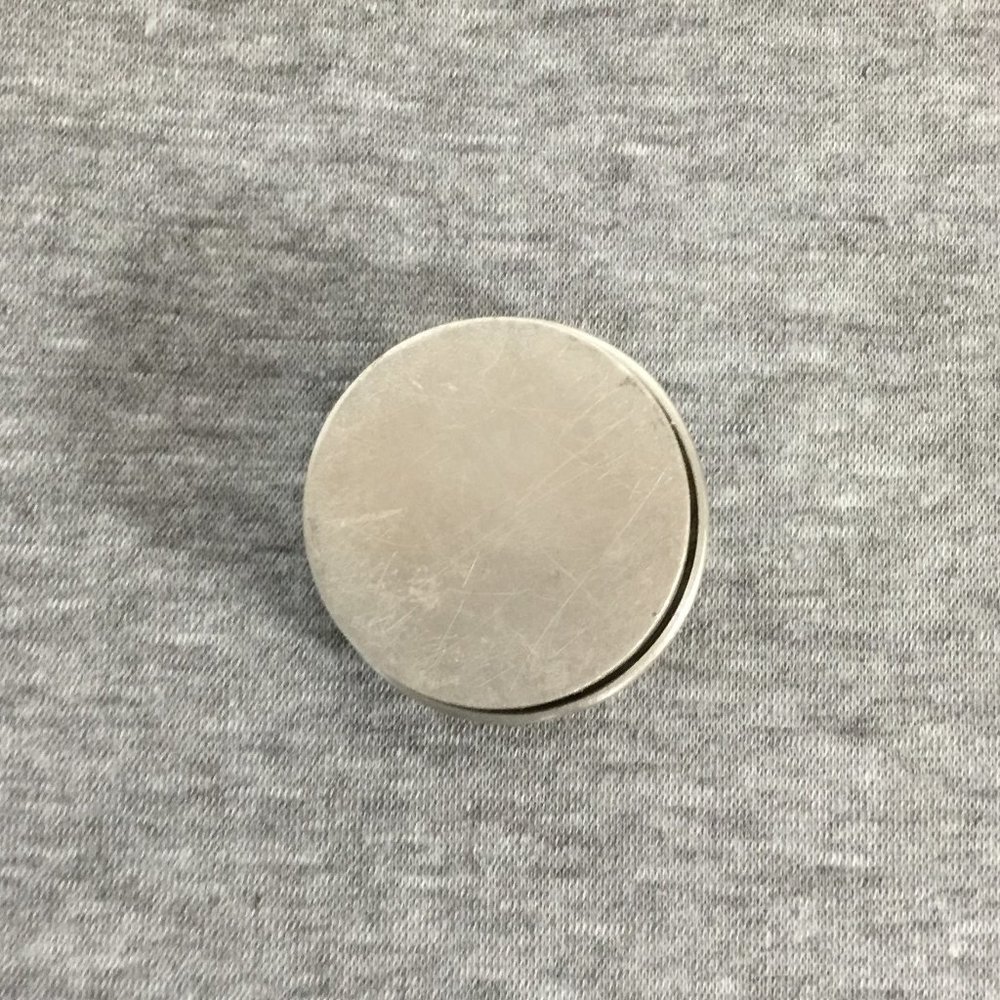 Tiny Pewter Box - Picture 4 of 4